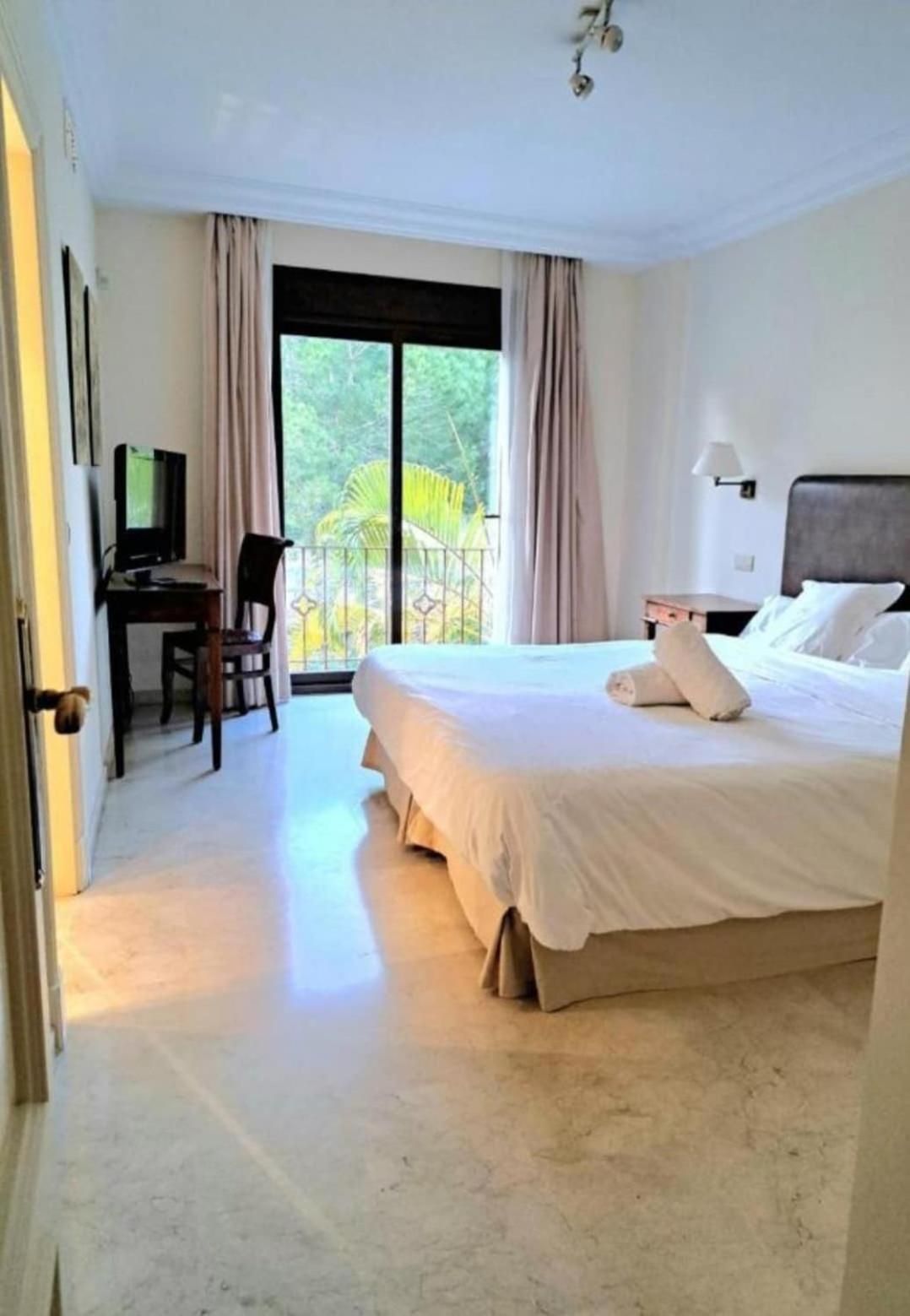 Apartemen Seaside Paradise